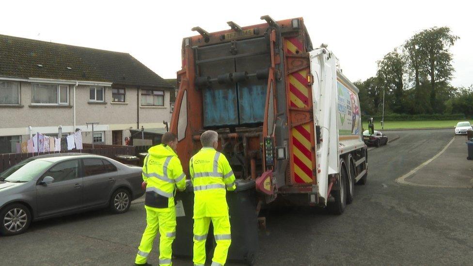 bin lorry