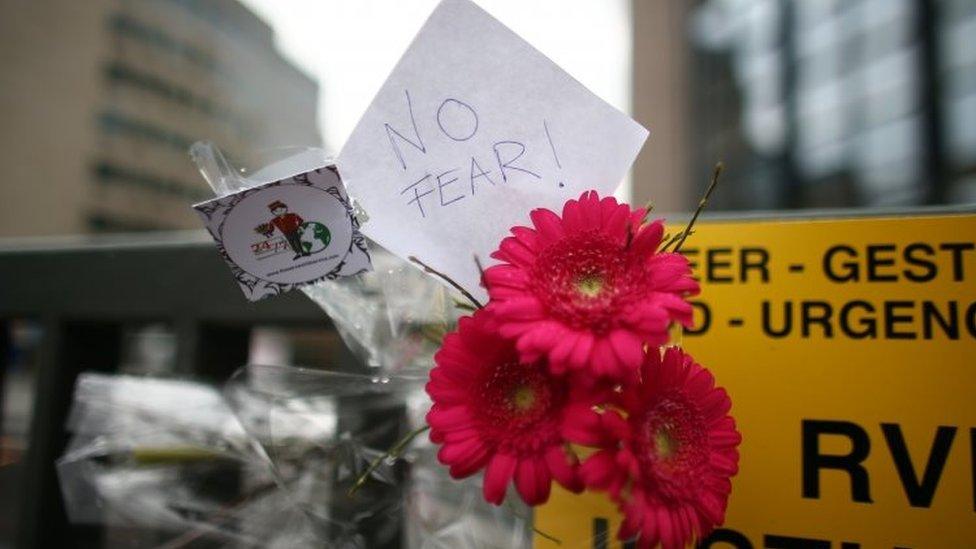 A message that reads "No fear" is left with flowers near Maelbeek metro station. Photo: 23 March 2016