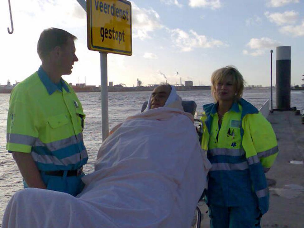 Kees Veldboer Mario Stefanutto and Veldboer's colleague Linda by the Vlaardingen canal