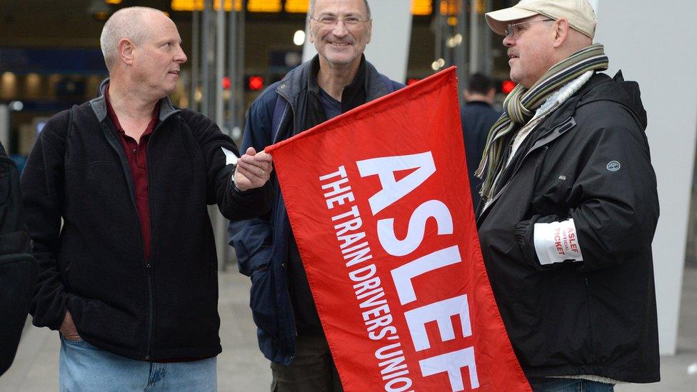 Aslef picket line