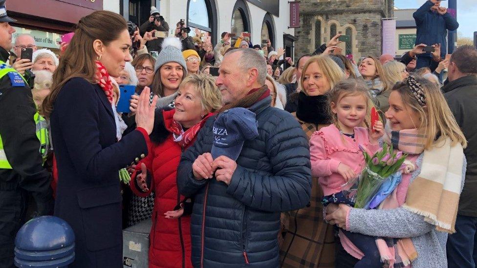 The Duchess of Cambridge meets her old teachers