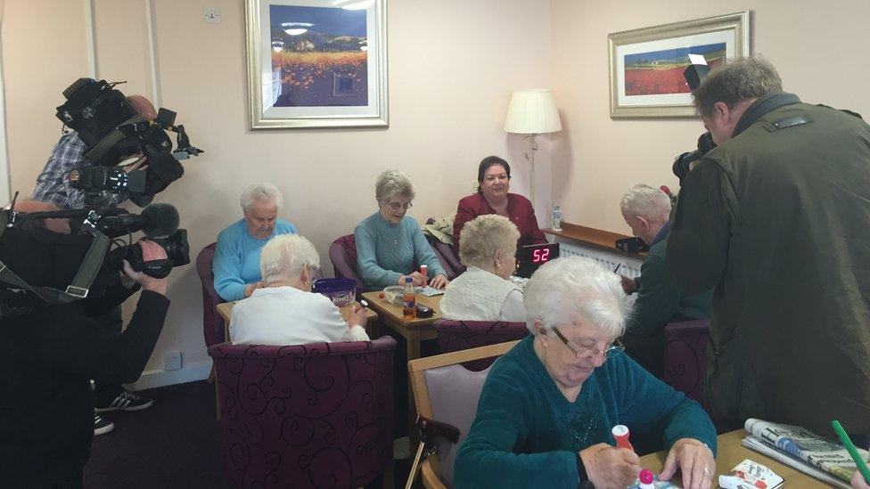 Jackie Baillie at bingo