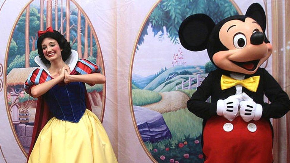 snow white and Micky Mouse