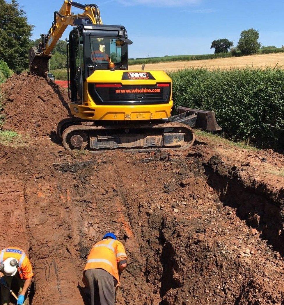 Severn Trent burst pipe Epperstone Nottinghamshire