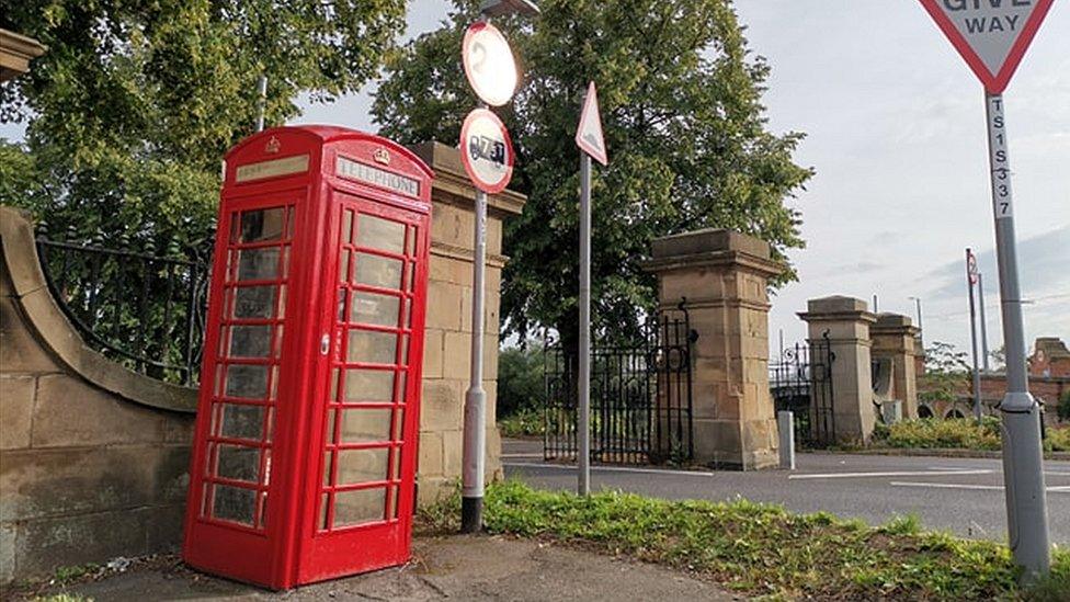 Wilford Toll Bridge box