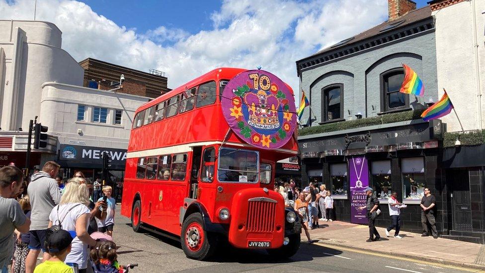 Double decker bus