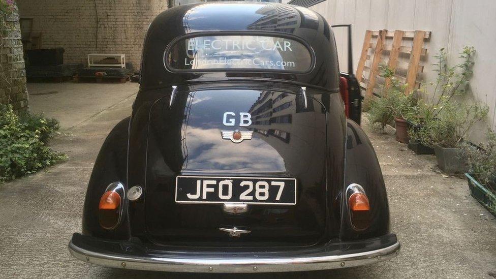 Oswald, a converted 1953 Series 2 Morris Minor