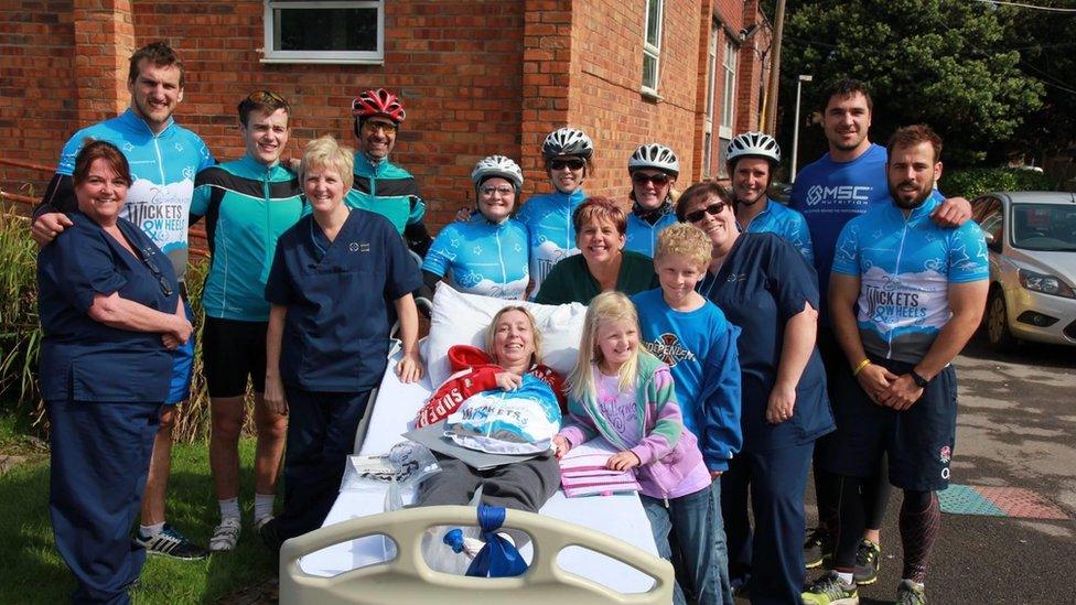 Amanda pictured with Sam Warburton and the Wickets and Wheels team