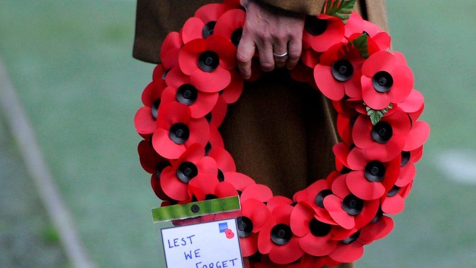 A poppy wreath