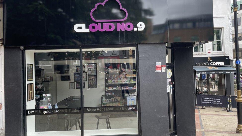 A vape shop in Luton