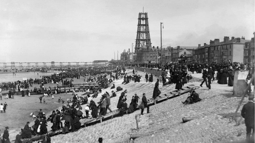 Construction of Blackpool Tower