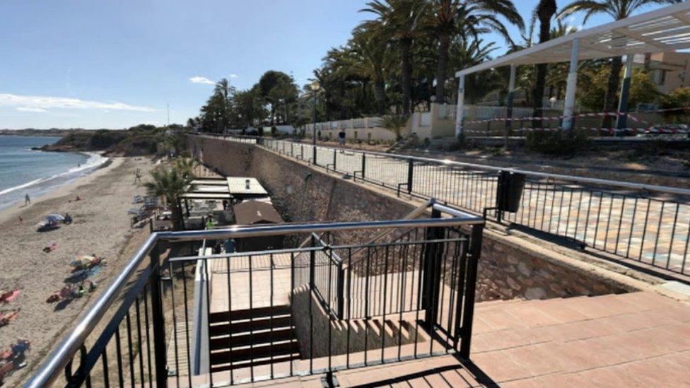 Seafront wall in Costa Blanca