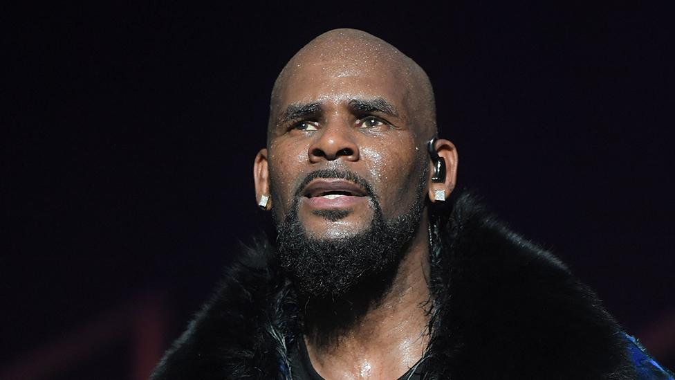 R Kelly