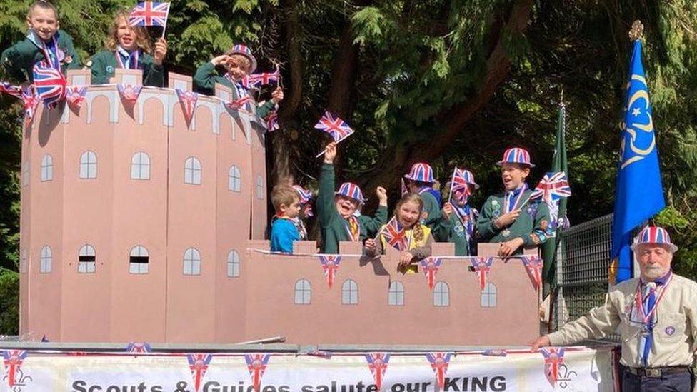 Ilkley Carnival 2023 procession