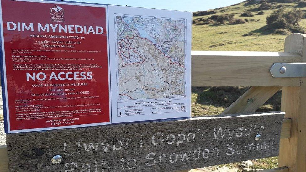 No Access - Dim Mynediad sign on path to Snowdon during Covid-19 lockdown in Wales