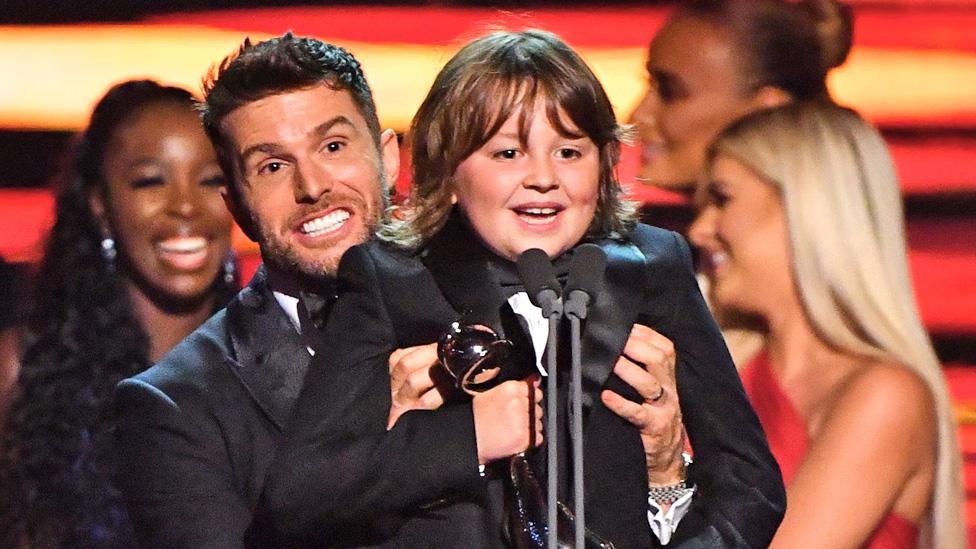 Jude Riordan and Joel Dommett at the National Television Awards in London on 9 Sep 2021