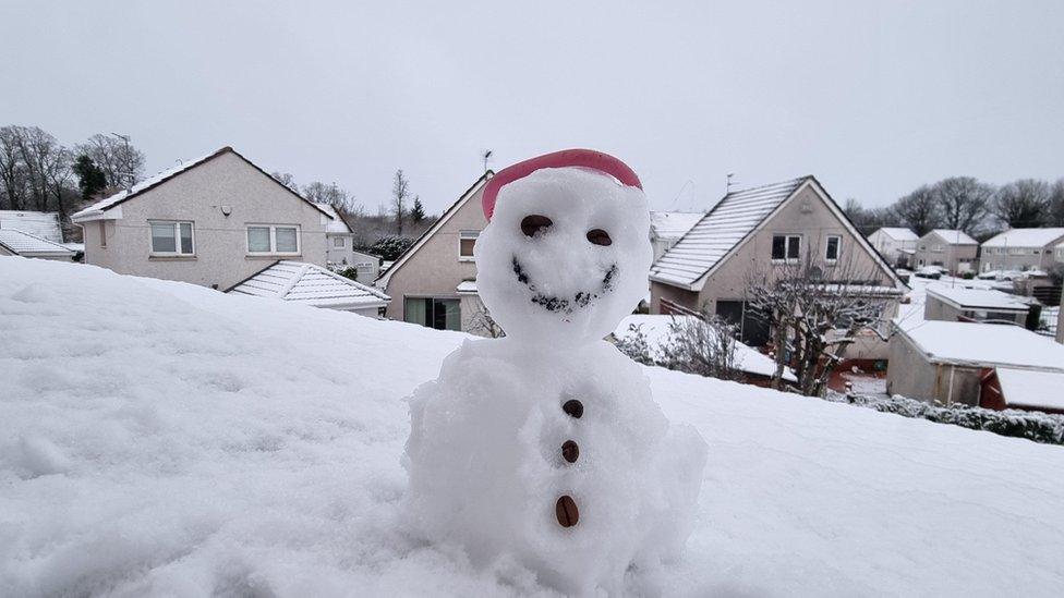 Snowman in Motherwell, Yvonne Abson