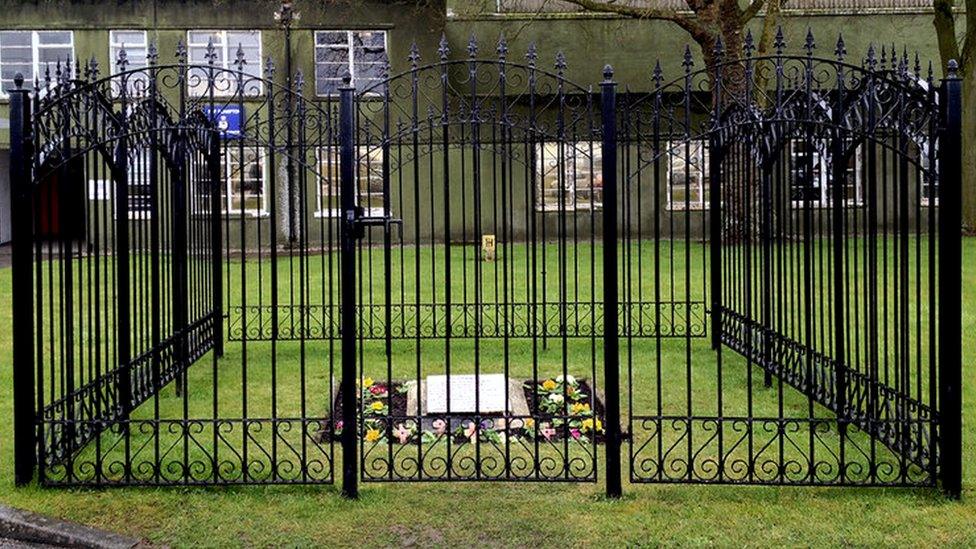 Grave at Scampton