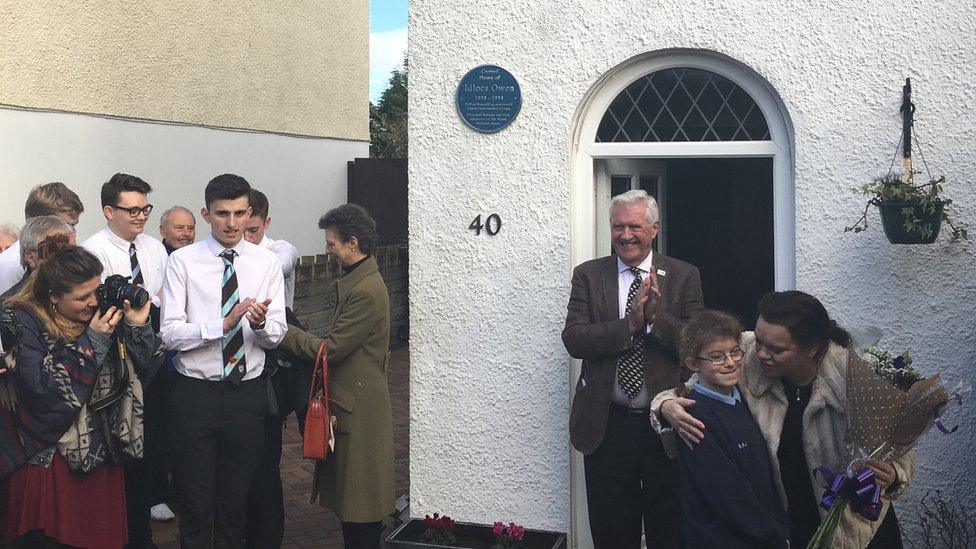 The unveiling of the plaque in Llandaff North