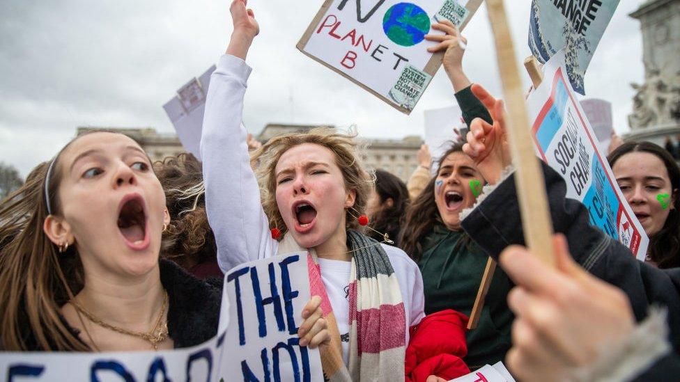 Children-protest.