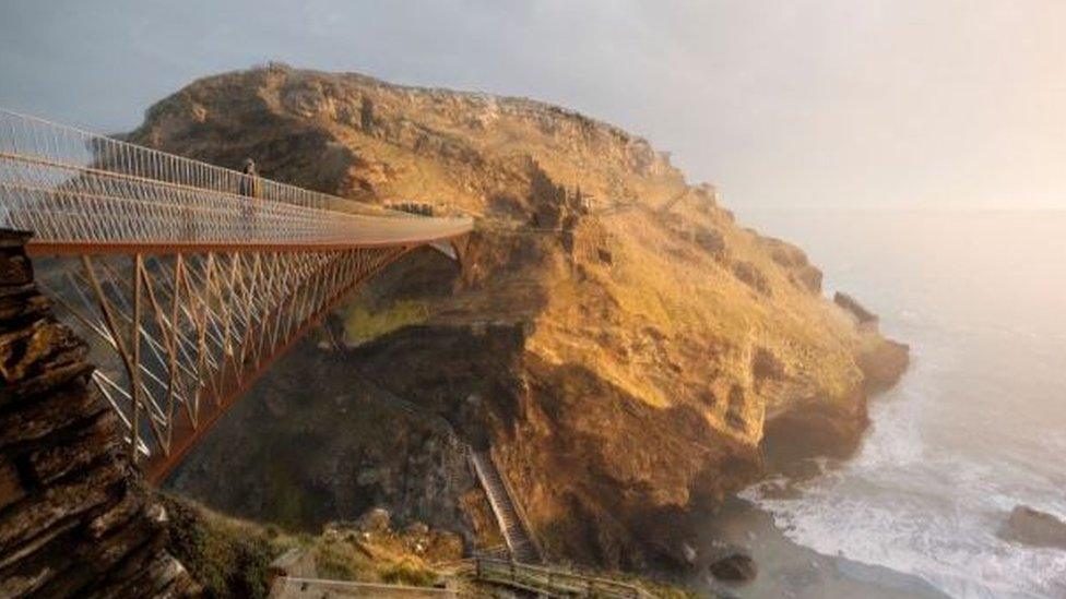 Tintagel footbridge