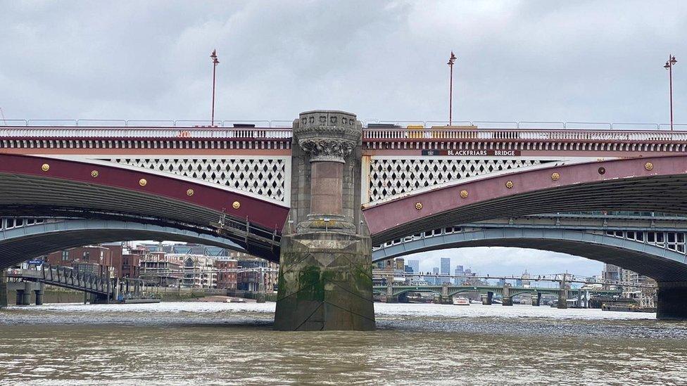 Blackfriars Bridge