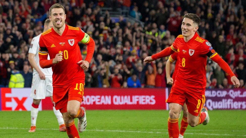 Aaron Ramsey a Harry Wilson