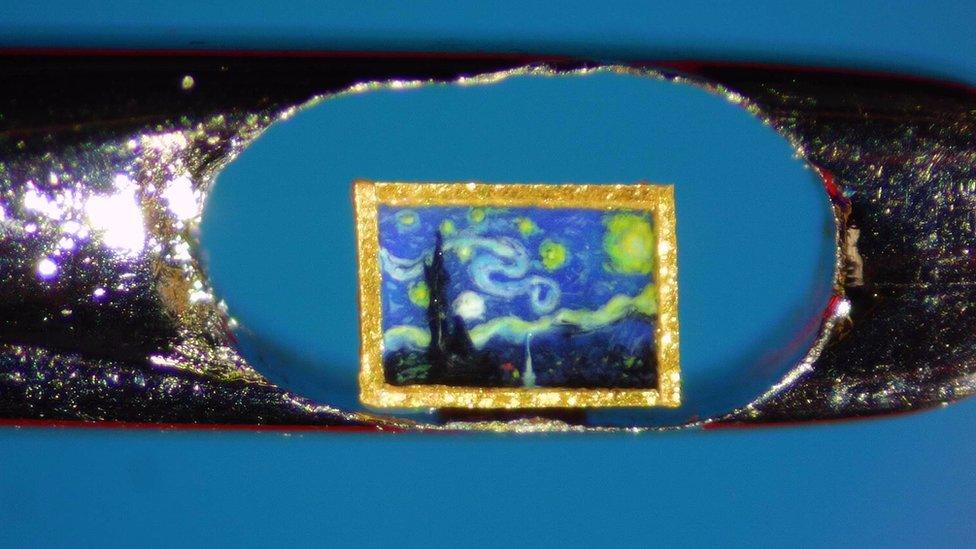 Micro art of van Gogh's Starry Night