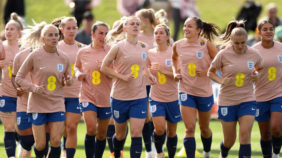 Lionesses training in Australia