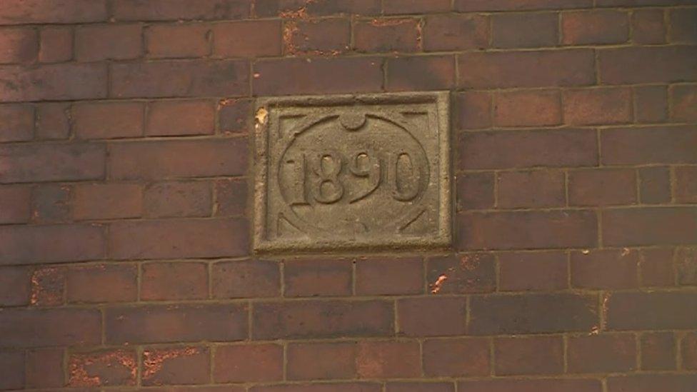 Date plaque on the Kettering Bed Centre building