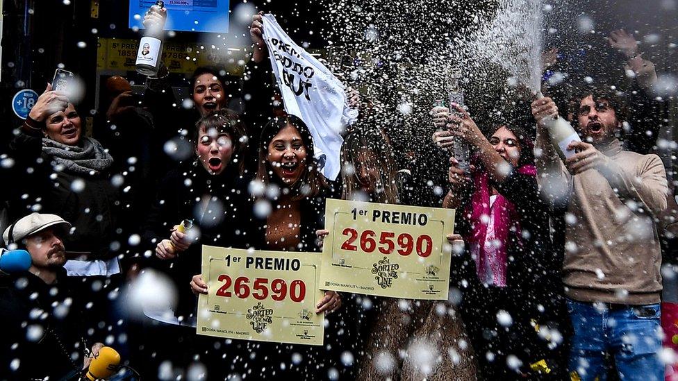 This year's winning ticket number for Spain's Christmas lottery - with a maximum prize of €400,000 - was 26590