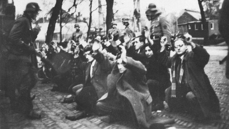 More than 400 Jews were seized on Jonas Daniël Meijerplein in Amsterdam on two days in February 1941