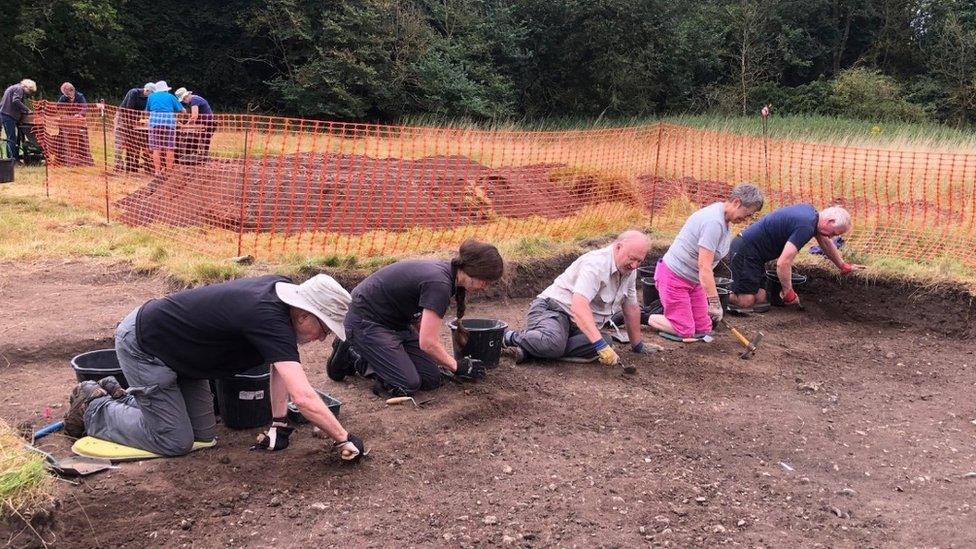 Volunteers at Caistor dig, 2023