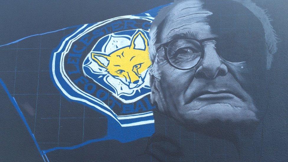 Mural featuring manager Claudio Ranieri