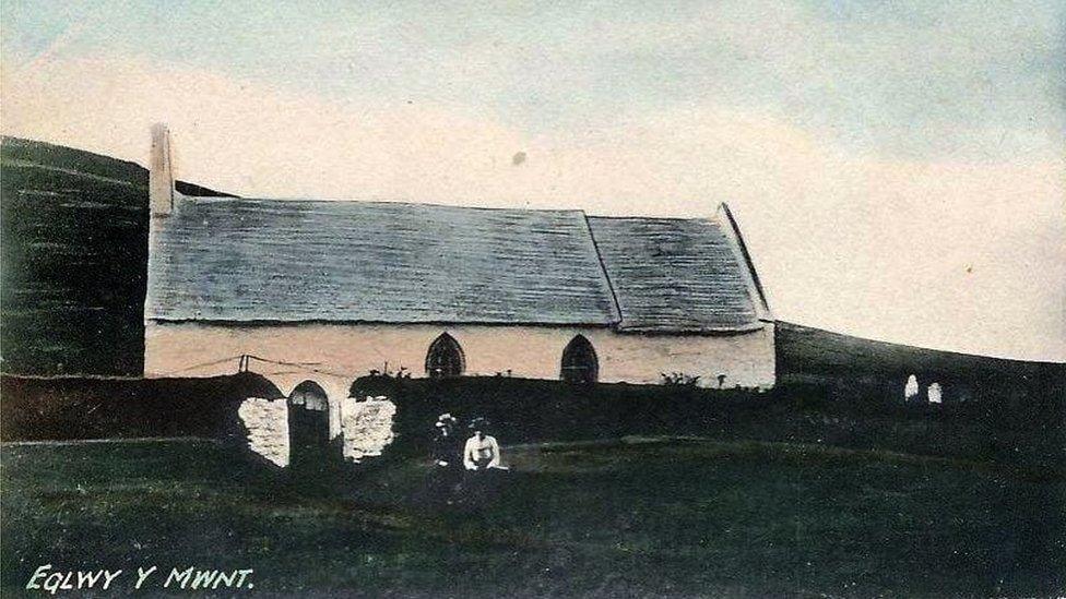 Cerdyn post a gynhyrchwyd gan S. H. Davies