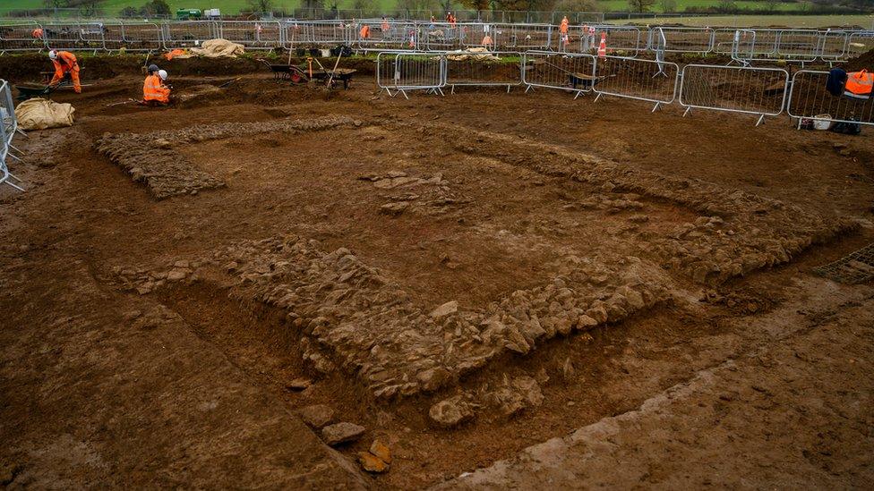 Archaeological dig in South Northamptonshire