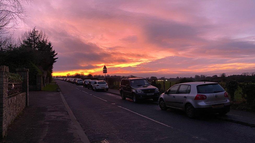 The Station Road runs between Moira and the A26