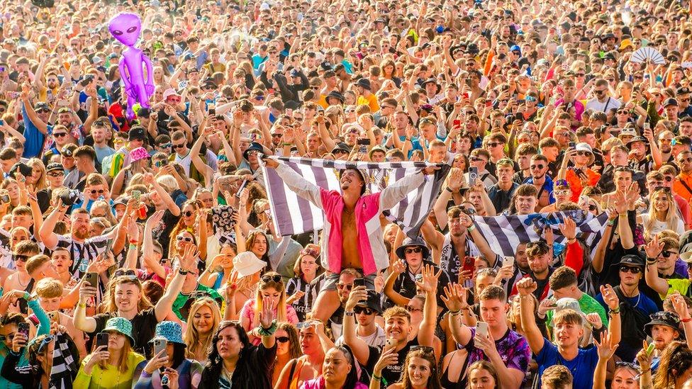 Crowd at Creamfields North