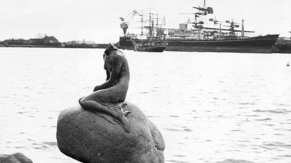 The Little Mermaid, beheaded in 1964