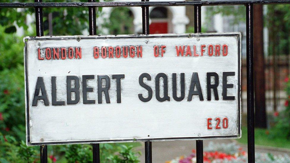 albert-square-sign.