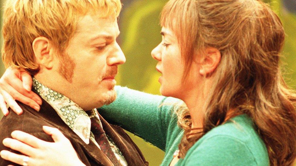 Eddie Izzard and Victoria Hamilton in A Day in the Death of Joe Egg