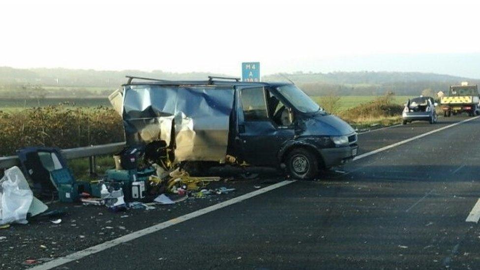 M4 crash westbound