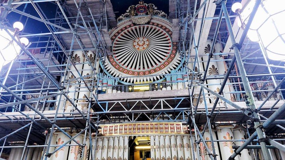 Leeds Town Hall organ