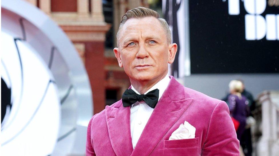 Daniel Craig