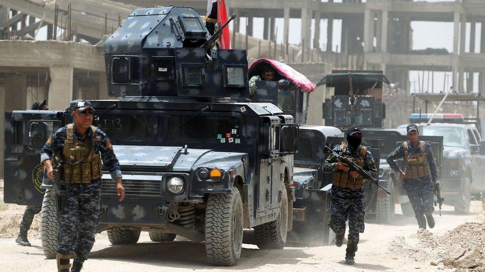 Iraqi forces in southern outskirts of Falluja (10 June 2016)