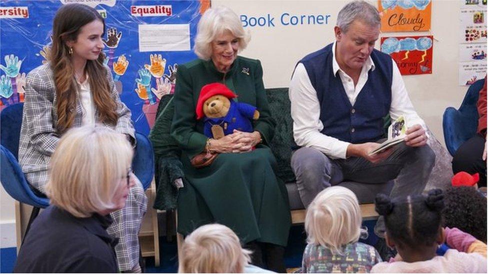 Paddington cast reading story