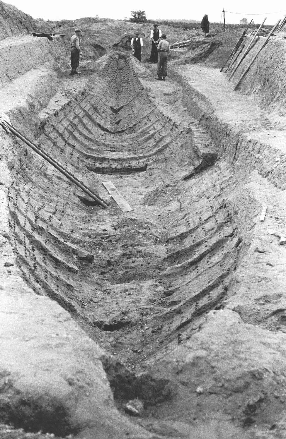 Sutton Hoo ship burial