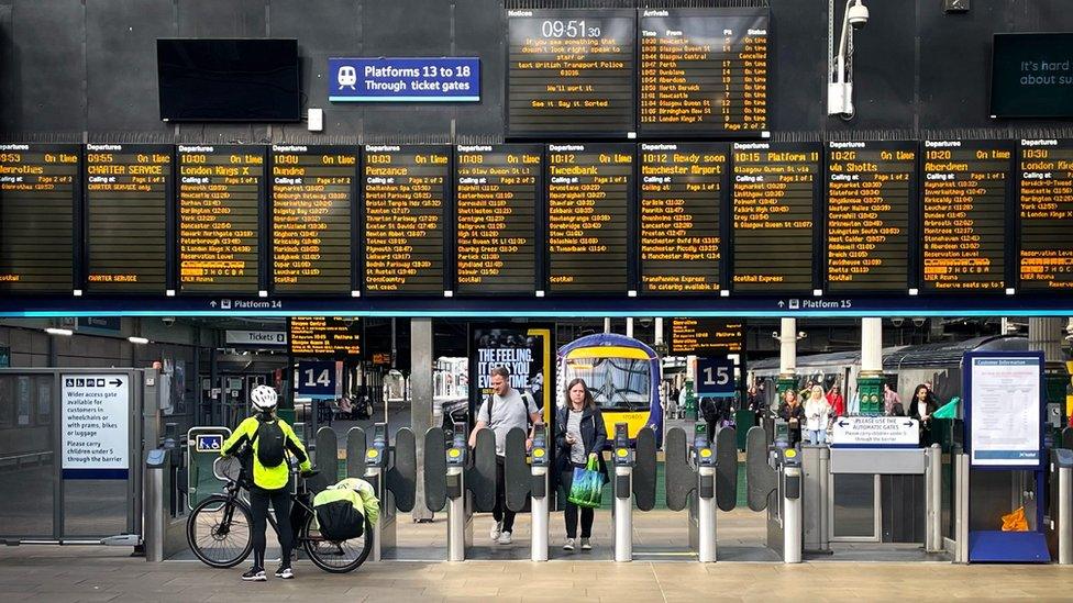 Waverley Station