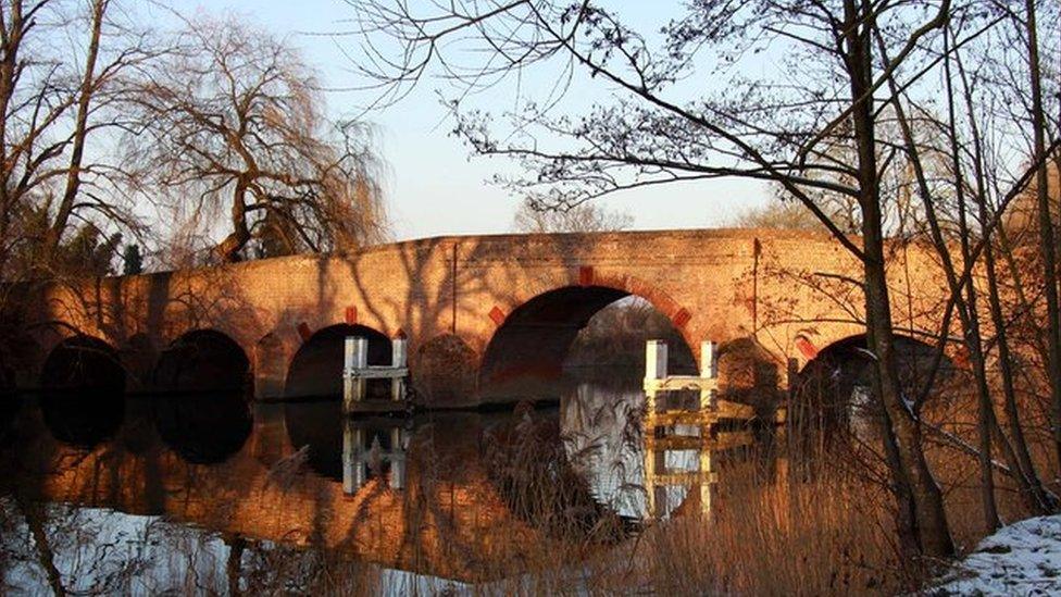 Sonning Bridge