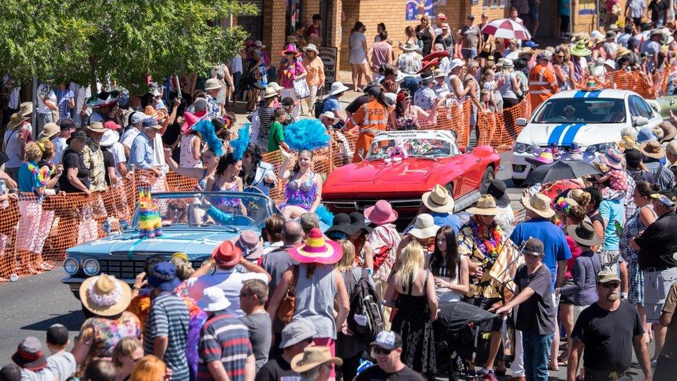 Parkes' Elvis parade